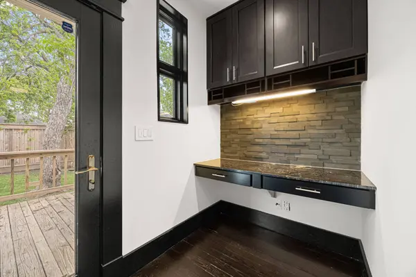 1115 Adele ST, Houston, TX 77009