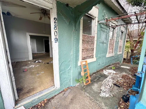 2809 Engelke ST, Houston, TX 77003