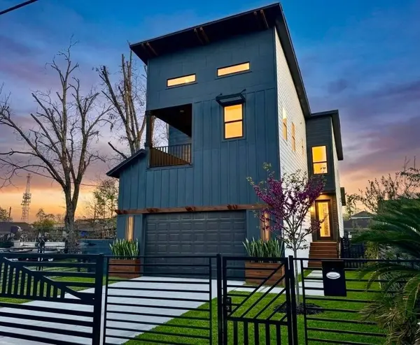 505 E 40th ST, Houston, TX 77022