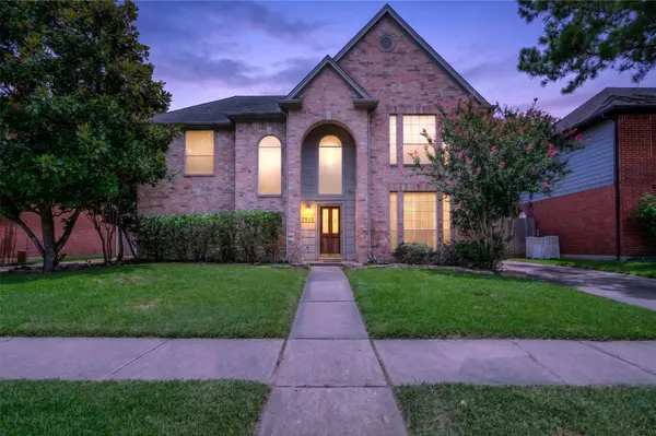 7910 Millers WAY, Houston, TX 77095