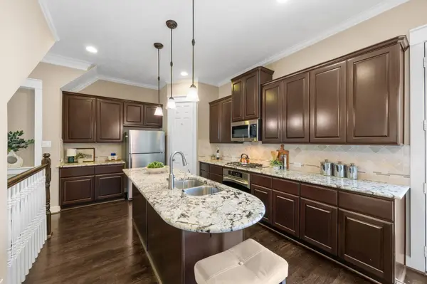 1217 Hobbs Reach LN, Houston, TX 77008
