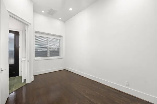 1808 Oakdale ST, Houston, TX 77004