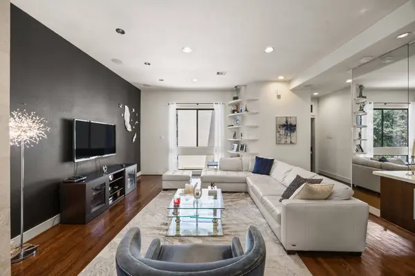 4129 Dickson ST, Houston, TX 77007