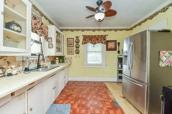 8511 Findlay ST, Houston, TX 77017