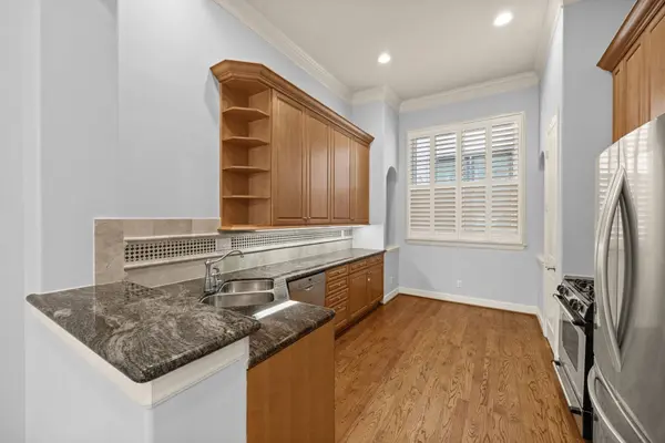 119 Dennis ST, Houston, TX 77006
