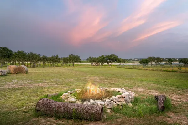 2854-2858 Lakeshore DR, Canyon Lake, TX 78133