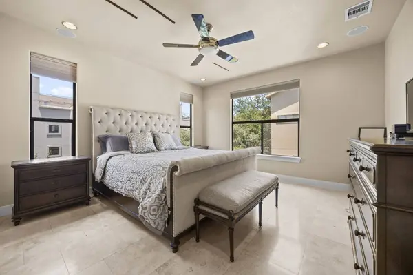 4129 Dickson ST, Houston, TX 77007