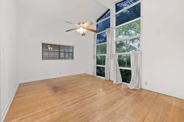 7511 Dearborn ST, Houston, TX 77055