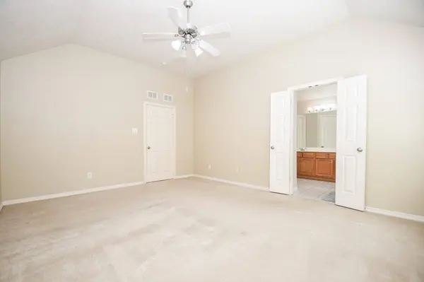 6207 Lake Chase CT, Katy, TX 77493