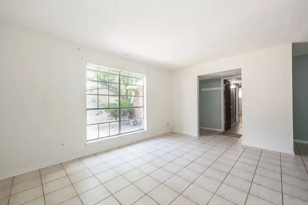 4426 Sandydale LN, Houston, TX 77039