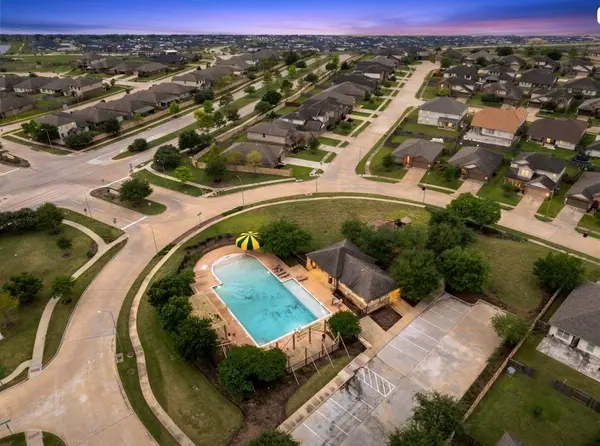 17806 Royal Breccia LN, Richmond, TX 77407