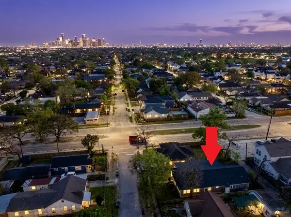 1405 Walton ST, Houston, TX 77009