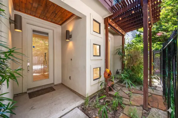 4129 Dickson ST, Houston, TX 77007