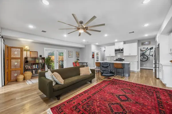 1710 Mckee ST, Houston, TX 77009