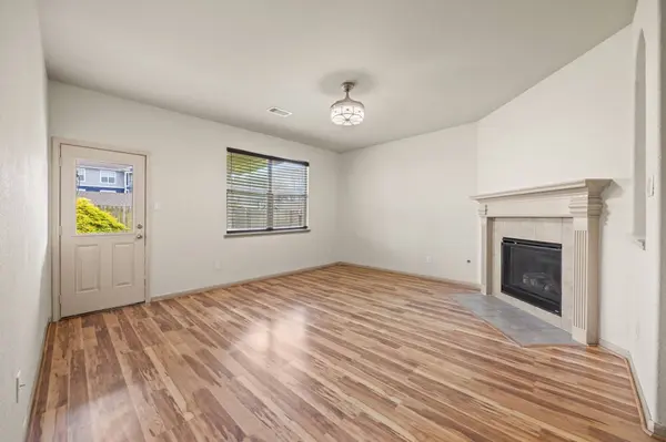 3606 Canvasback LN, Houston, TX 77047