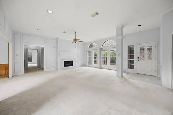 4215 Valley Glade DR, Houston, TX 77345