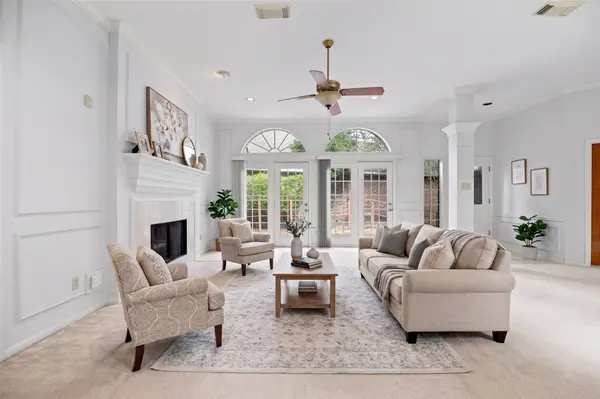 4215 Valley Glade DR, Houston, TX 77345