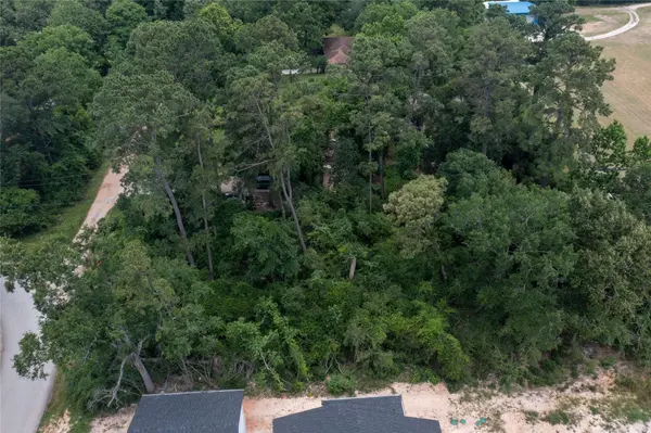 0 E Loop RD, Conroe, TX 77384