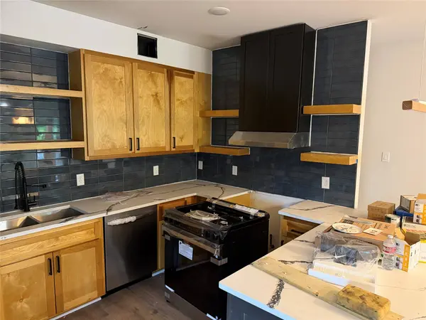 322 E 37th / 710 E 32nd 1/2 ST, Houston, TX 77018