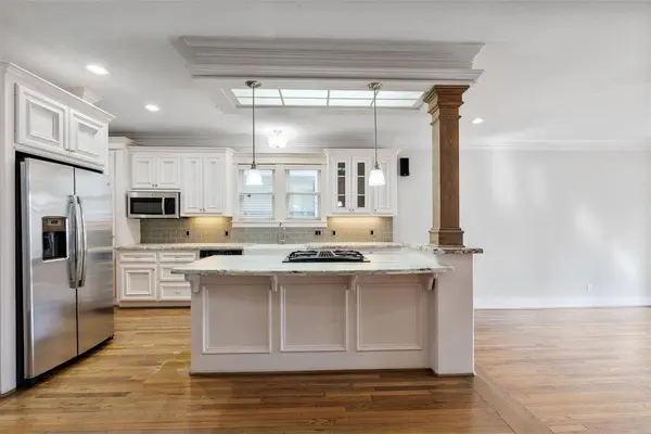 434 W 27th ST, Houston, TX 77008