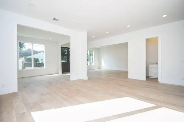 4002 Marquette ST, West University Place, TX 77005