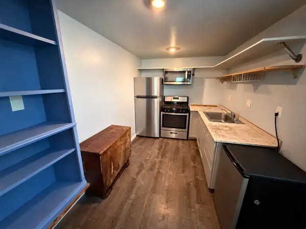 818 E 40th ST, Houston, TX 77022