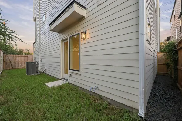 1110 Peden ST #A or B, Houston, TX 77006