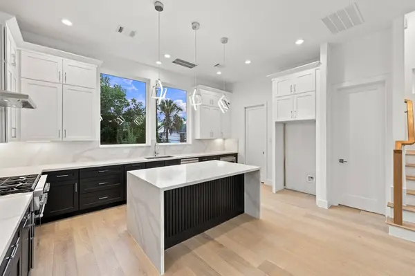 1110 Peden ST #A or B, Houston, TX 77006