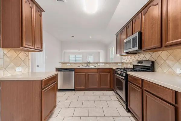 13202 Southern Creek DR, Pearland, TX 77584