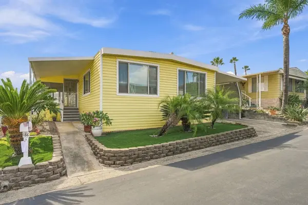 1145 E Barham #SPC 186