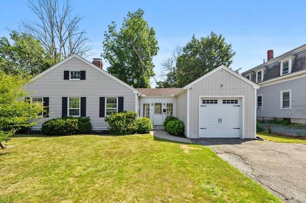 11 N Broadway, Haverhill, MA 01832