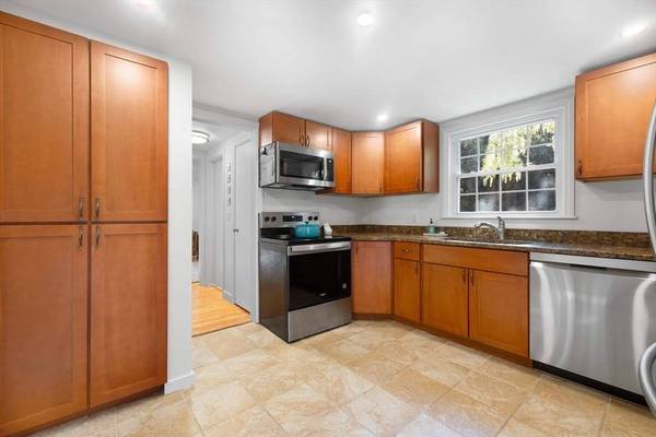16 Woodrow Street, Hudson, MA 01749