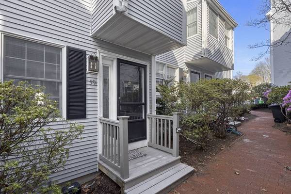 59 Union St #59R, Boston, MA 02135