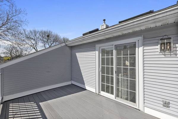 59 Union St #59R, Boston, MA 02135