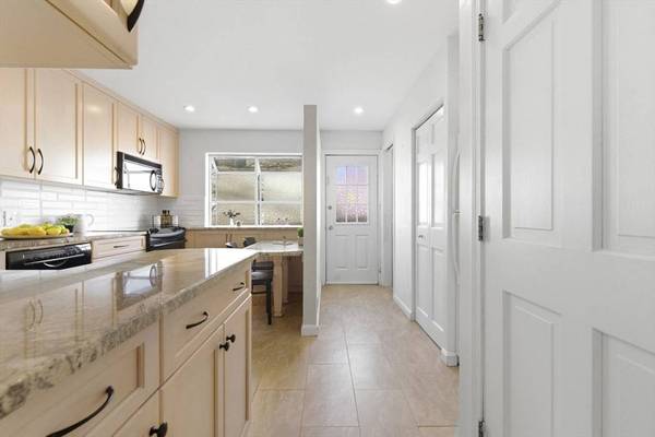 59 Union St #59R, Boston, MA 02135