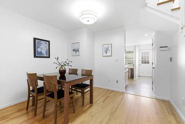 59 Union St #59R, Boston, MA 02135