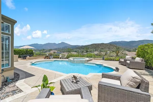 28 Thorn Oak, Rancho Santa Margarita, CA 92679