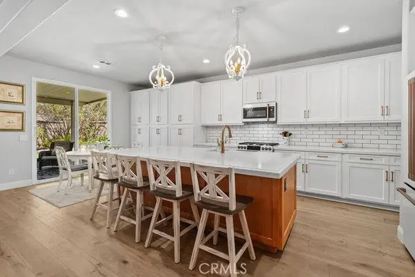 35597 Hawkeye, Murrieta, CA 92563