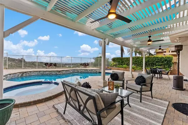 21495 Silvertree LN, Rancho Santa Margarita, CA 92679