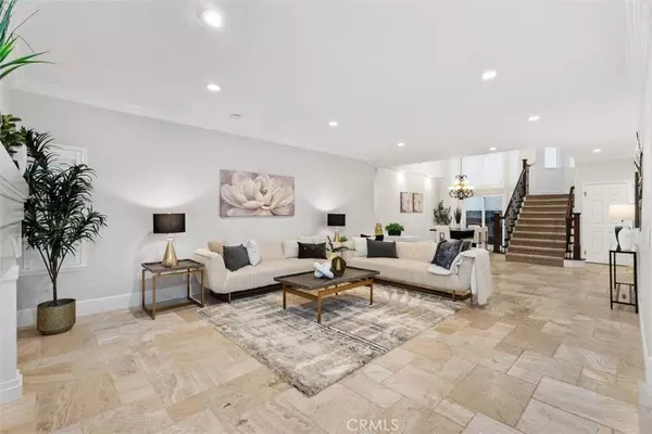 21495 Silvertree LN, Rancho Santa Margarita, CA 92679