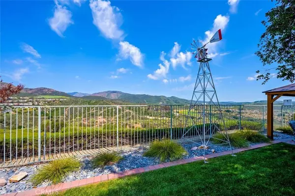 21672 High Country DR, Rancho Santa Margarita, CA 92679