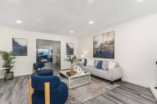 3125 Yukon AVE, Costa Mesa, CA 92626