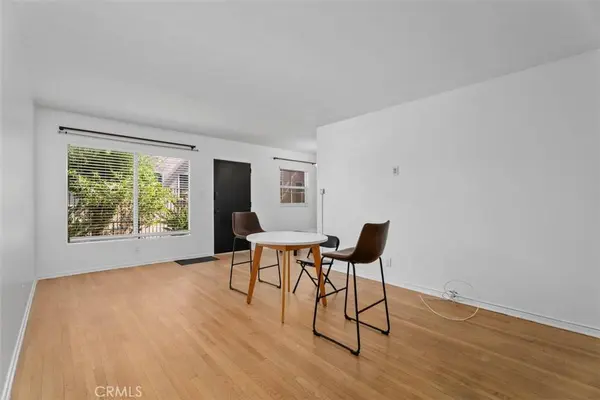 1015 E. Ocean Blvd. #4, Long Beach, CA 90802