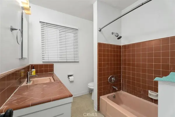 1015 E. Ocean Blvd. #4, Long Beach, CA 90802