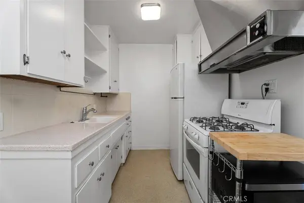 1015 E. Ocean Blvd. #4, Long Beach, CA 90802