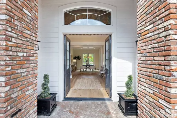 7 Knotty Oak CIR, Coto De Caza, CA 92679