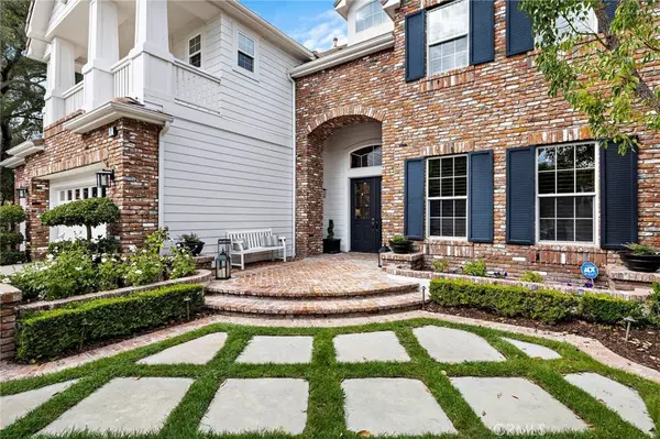 7 Knotty Oak CIR, Coto De Caza, CA 92679