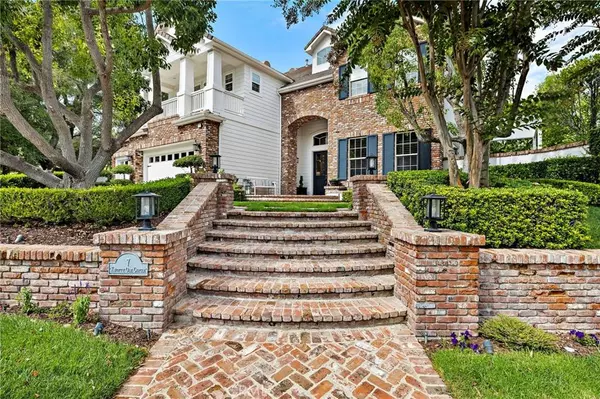 7 Knotty Oak CIR, Coto De Caza, CA 92679