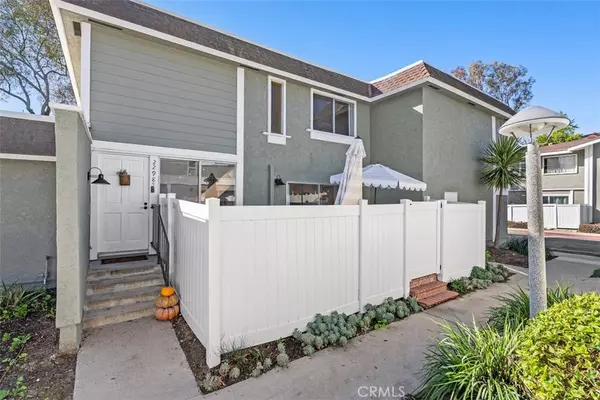 22985 Via Cereza #2B, Mission Viejo, CA 92691