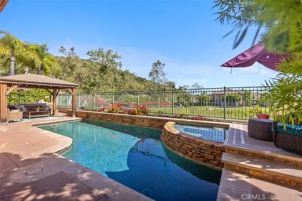 71 Golf Ridge DR, Rancho Santa Margarita, CA 92679